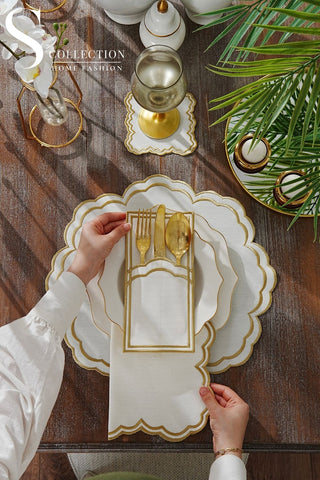 طقم مفارش سفرة - تصميم جوري - تطريز ذهبى - قماش مقاوم للماء - ٦ اشخاص - ٢٤ قطعة - طقم كامل  