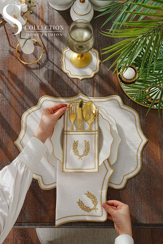 طقم مفارش سفرة - تصميم اكليل الغار - تطريز ذهبى - قماش مقاوم للماء - ٦ اشخاص - ٢٤ قطعة - طقم كامل  