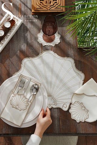 طقم مفارش سفرة - تصميم مارين - تطريز بنى فاتح (كابتشينو) - قماش مقاوم للماء - ٦ اشخاص - ٢٤ قطعة - طقم كامل  
