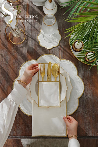 طقم مفارش سفرة - تصميم فلوريا - تطريز ذهبى واوف وايت - قماش مقاوم للماء - ٦ اشخاص - ٢٤ قطعة - طقم كامل  