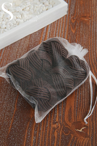 طقم حلقات مناديل سفرة - صناعة يدوية - اللون بنى