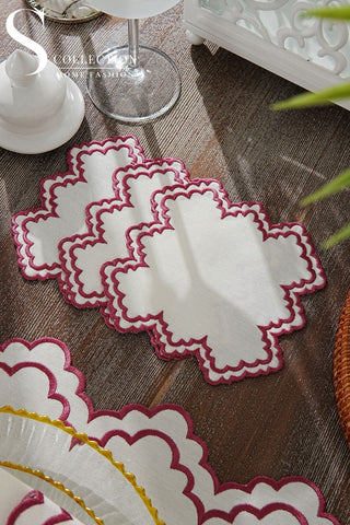 طقم مفارش سفرة - تصميم روزالين - تطريز برقوقى فاتح - قماش مقاوم للماء - ٦ اشخاص - ٢٤ قطعة - طقم كامل  