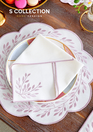 طقم مفارش سفرة - تصميم شانتال - تطريز وردى - قماش مقاوم للماء - ٦ اشخاص - ٢٤ قطعة - طقم كامل  