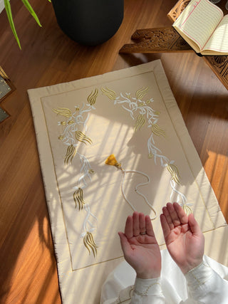Tulip Design Luxury Prayer Rug - Gold-white Colour Embroidered On Beige Fabric