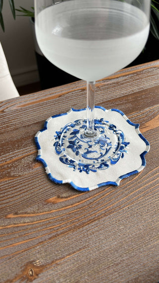 طقم قواعد اكواب ( كوستر ) - تصميم بوكيه - قماش مقاوم للماء - تطريز أزرق داكن